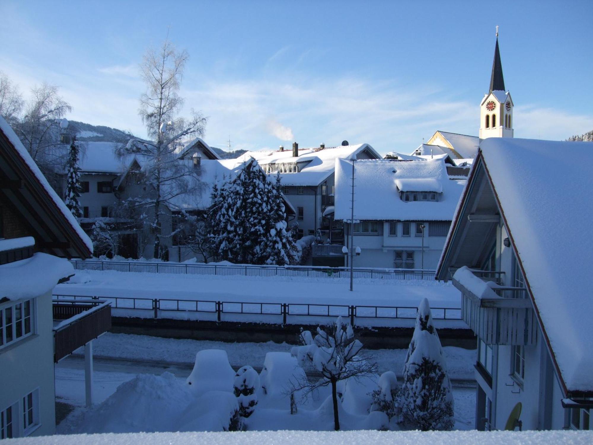 Allgaeu Vibes - Fusslaeufige Erreichbarkeit Vom Bahnhof, Mit Aussicht, Wettergeschuetzter Balkon اوبرستوفن المظهر الخارجي الصورة
