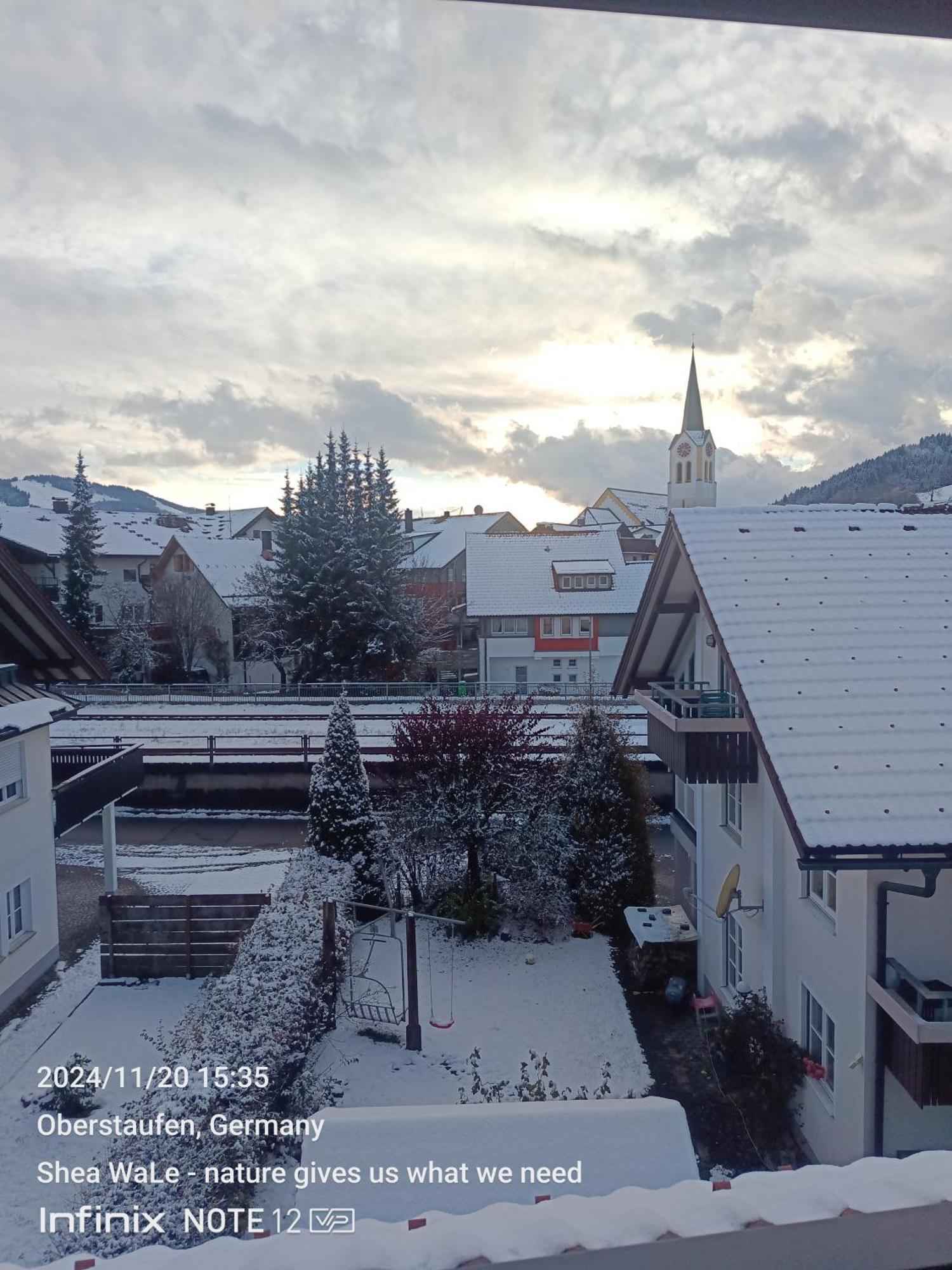Allgaeu Vibes - Fusslaeufige Erreichbarkeit Vom Bahnhof, Mit Aussicht, Wettergeschuetzter Balkon اوبرستوفن المظهر الخارجي الصورة